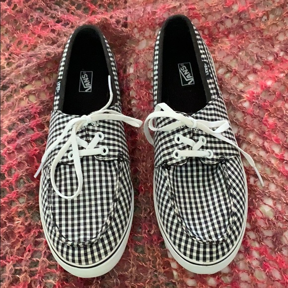 bloody checkered vans
